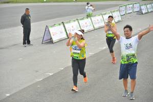 BIB: 2214, 2801
                            <button type="button" onclick="openModal(3727589)" class="btn btn-primary btn-sm float-right btn-popup" data-toggle="modal" data-target=".modal-high-quality">
                        <i class="fas fa-shopping-cart"></i> Add to Cart
                    </button>
                                            <button type="button" onclick="isThisMe(3727589, true)" class="btn btn-success btn-sm float-right btn-popup btn-isme hidden" data-toggle="tooltip" data-placement="bottom" title="นี่คือรูปของคุณใช่ไหม คลิกที่นี่เพื่อเอาเข้าอัลบั้ม">
                        <i class="fas fa-plus"></i> Add to album
                    </button>
                    <button type="button" onclick="isThisMe(3727589, false)" class="btn btn-warning btn-sm float-right btn-popup btn-isnotme hidden">
                        <i class="fas fa-ban"></i> Remove from album
                    </button>