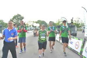 BIB: 2761, 999
                            <button type="button" onclick="openModal(3727983)" class="btn btn-primary btn-sm float-right btn-popup" data-toggle="modal" data-target=".modal-high-quality">
                        <i class="fas fa-shopping-cart"></i> Add to Cart
                    </button>
                                            <button type="button" onclick="isThisMe(3727983, true)" class="btn btn-success btn-sm float-right btn-popup btn-isme hidden" data-toggle="tooltip" data-placement="bottom" title="นี่คือรูปของคุณใช่ไหม คลิกที่นี่เพื่อเอาเข้าอัลบั้ม">
                        <i class="fas fa-plus"></i> Add to album
                    </button>
                    <button type="button" onclick="isThisMe(3727983, false)" class="btn btn-warning btn-sm float-right btn-popup btn-isnotme hidden">
                        <i class="fas fa-ban"></i> Remove from album
                    </button>