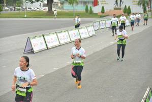 BIB: 2079
                            <button type="button" onclick="openModal(3727669)" class="btn btn-primary btn-sm float-right btn-popup" data-toggle="modal" data-target=".modal-high-quality">
                        <i class="fas fa-shopping-cart"></i> Add to Cart
                    </button>
                                            <button type="button" onclick="isThisMe(3727669, true)" class="btn btn-success btn-sm float-right btn-popup btn-isme hidden" data-toggle="tooltip" data-placement="bottom" title="นี่คือรูปของคุณใช่ไหม คลิกที่นี่เพื่อเอาเข้าอัลบั้ม">
                        <i class="fas fa-plus"></i> Add to album
                    </button>
                    <button type="button" onclick="isThisMe(3727669, false)" class="btn btn-warning btn-sm float-right btn-popup btn-isnotme hidden">
                        <i class="fas fa-ban"></i> Remove from album
                    </button>