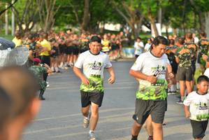 BIB: 1648
                            <button type="button" onclick="openModal(3727172)" class="btn btn-primary btn-sm float-right btn-popup" data-toggle="modal" data-target=".modal-high-quality">
                        <i class="fas fa-shopping-cart"></i> Add to Cart
                    </button>
                                            <button type="button" onclick="isThisMe(3727172, true)" class="btn btn-success btn-sm float-right btn-popup btn-isme hidden" data-toggle="tooltip" data-placement="bottom" title="นี่คือรูปของคุณใช่ไหม คลิกที่นี่เพื่อเอาเข้าอัลบั้ม">
                        <i class="fas fa-plus"></i> Add to album
                    </button>
                    <button type="button" onclick="isThisMe(3727172, false)" class="btn btn-warning btn-sm float-right btn-popup btn-isnotme hidden">
                        <i class="fas fa-ban"></i> Remove from album
                    </button>