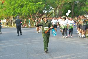 BIB: 1368
                            <button type="button" onclick="openModal(3727030)" class="btn btn-primary btn-sm float-right btn-popup" data-toggle="modal" data-target=".modal-high-quality">
                        <i class="fas fa-shopping-cart"></i> Add to Cart
                    </button>
                                            <button type="button" onclick="isThisMe(3727030, true)" class="btn btn-success btn-sm float-right btn-popup btn-isme hidden" data-toggle="tooltip" data-placement="bottom" title="นี่คือรูปของคุณใช่ไหม คลิกที่นี่เพื่อเอาเข้าอัลบั้ม">
                        <i class="fas fa-plus"></i> Add to album
                    </button>
                    <button type="button" onclick="isThisMe(3727030, false)" class="btn btn-warning btn-sm float-right btn-popup btn-isnotme hidden">
                        <i class="fas fa-ban"></i> Remove from album
                    </button>