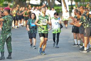 BIB: 1902
                            <button type="button" onclick="openModal(3727110)" class="btn btn-primary btn-sm float-right btn-popup" data-toggle="modal" data-target=".modal-high-quality">
                        <i class="fas fa-shopping-cart"></i> Add to Cart
                    </button>
                                            <button type="button" onclick="isThisMe(3727110, true)" class="btn btn-success btn-sm float-right btn-popup btn-isme hidden" data-toggle="tooltip" data-placement="bottom" title="นี่คือรูปของคุณใช่ไหม คลิกที่นี่เพื่อเอาเข้าอัลบั้ม">
                        <i class="fas fa-plus"></i> Add to album
                    </button>
                    <button type="button" onclick="isThisMe(3727110, false)" class="btn btn-warning btn-sm float-right btn-popup btn-isnotme hidden">
                        <i class="fas fa-ban"></i> Remove from album
                    </button>