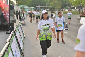 BIB: 303
                            <button type="button" onclick="openModal(3727393)" class="btn btn-primary btn-sm float-right btn-popup" data-toggle="modal" data-target=".modal-high-quality">
                        <i class="fas fa-shopping-cart"></i> Add to Cart
                    </button>
                                            <button type="button" onclick="isThisMe(3727393, true)" class="btn btn-success btn-sm float-right btn-popup btn-isme hidden" data-toggle="tooltip" data-placement="bottom" title="นี่คือรูปของคุณใช่ไหม คลิกที่นี่เพื่อเอาเข้าอัลบั้ม">
                        <i class="fas fa-plus"></i> Add to album
                    </button>
                    <button type="button" onclick="isThisMe(3727393, false)" class="btn btn-warning btn-sm float-right btn-popup btn-isnotme hidden">
                        <i class="fas fa-ban"></i> Remove from album
                    </button>