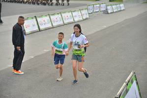 BIB: 3656
                            <button type="button" onclick="openModal(3727830)" class="btn btn-primary btn-sm float-right btn-popup" data-toggle="modal" data-target=".modal-high-quality">
                        <i class="fas fa-shopping-cart"></i> Add to Cart
                    </button>
                                            <button type="button" onclick="isThisMe(3727830, true)" class="btn btn-success btn-sm float-right btn-popup btn-isme hidden" data-toggle="tooltip" data-placement="bottom" title="นี่คือรูปของคุณใช่ไหม คลิกที่นี่เพื่อเอาเข้าอัลบั้ม">
                        <i class="fas fa-plus"></i> Add to album
                    </button>
                    <button type="button" onclick="isThisMe(3727830, false)" class="btn btn-warning btn-sm float-right btn-popup btn-isnotme hidden">
                        <i class="fas fa-ban"></i> Remove from album
                    </button>