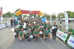 BIB: 999
                            <button type="button" onclick="openModal(3728015)" class="btn btn-primary btn-sm float-right btn-popup" data-toggle="modal" data-target=".modal-high-quality">
                        <i class="fas fa-shopping-cart"></i> Add to Cart
                    </button>
                                            <button type="button" onclick="isThisMe(3728015, true)" class="btn btn-success btn-sm float-right btn-popup btn-isme hidden" data-toggle="tooltip" data-placement="bottom" title="นี่คือรูปของคุณใช่ไหม คลิกที่นี่เพื่อเอาเข้าอัลบั้ม">
                        <i class="fas fa-plus"></i> Add to album
                    </button>
                    <button type="button" onclick="isThisMe(3728015, false)" class="btn btn-warning btn-sm float-right btn-popup btn-isnotme hidden">
                        <i class="fas fa-ban"></i> Remove from album
                    </button>