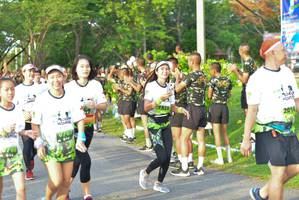 BIB: 1528
                            <button type="button" onclick="openModal(3727010)" class="btn btn-primary btn-sm float-right btn-popup" data-toggle="modal" data-target=".modal-high-quality">
                        <i class="fas fa-shopping-cart"></i> Add to Cart
                    </button>
                                            <button type="button" onclick="isThisMe(3727010, true)" class="btn btn-success btn-sm float-right btn-popup btn-isme hidden" data-toggle="tooltip" data-placement="bottom" title="นี่คือรูปของคุณใช่ไหม คลิกที่นี่เพื่อเอาเข้าอัลบั้ม">
                        <i class="fas fa-plus"></i> Add to album
                    </button>
                    <button type="button" onclick="isThisMe(3727010, false)" class="btn btn-warning btn-sm float-right btn-popup btn-isnotme hidden">
                        <i class="fas fa-ban"></i> Remove from album
                    </button>