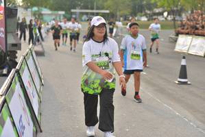 BIB: 303
                            <button type="button" onclick="openModal(3727392)" class="btn btn-primary btn-sm float-right btn-popup" data-toggle="modal" data-target=".modal-high-quality">
                        <i class="fas fa-shopping-cart"></i> Add to Cart
                    </button>
                                            <button type="button" onclick="isThisMe(3727392, true)" class="btn btn-success btn-sm float-right btn-popup btn-isme hidden" data-toggle="tooltip" data-placement="bottom" title="นี่คือรูปของคุณใช่ไหม คลิกที่นี่เพื่อเอาเข้าอัลบั้ม">
                        <i class="fas fa-plus"></i> Add to album
                    </button>
                    <button type="button" onclick="isThisMe(3727392, false)" class="btn btn-warning btn-sm float-right btn-popup btn-isnotme hidden">
                        <i class="fas fa-ban"></i> Remove from album
                    </button>