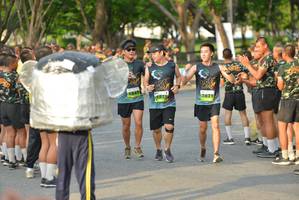 BIB: 1543, 1571, 2621
                            <button type="button" onclick="openModal(3727302)" class="btn btn-primary btn-sm float-right btn-popup" data-toggle="modal" data-target=".modal-high-quality">
                        <i class="fas fa-shopping-cart"></i> Add to Cart
                    </button>
                                            <button type="button" onclick="isThisMe(3727302, true)" class="btn btn-success btn-sm float-right btn-popup btn-isme hidden" data-toggle="tooltip" data-placement="bottom" title="นี่คือรูปของคุณใช่ไหม คลิกที่นี่เพื่อเอาเข้าอัลบั้ม">
                        <i class="fas fa-plus"></i> Add to album
                    </button>
                    <button type="button" onclick="isThisMe(3727302, false)" class="btn btn-warning btn-sm float-right btn-popup btn-isnotme hidden">
                        <i class="fas fa-ban"></i> Remove from album
                    </button>