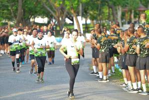 BIB: 264
                            <button type="button" onclick="openModal(3727113)" class="btn btn-primary btn-sm float-right btn-popup" data-toggle="modal" data-target=".modal-high-quality">
                        <i class="fas fa-shopping-cart"></i> Add to Cart
                    </button>
                                            <button type="button" onclick="isThisMe(3727113, true)" class="btn btn-success btn-sm float-right btn-popup btn-isme hidden" data-toggle="tooltip" data-placement="bottom" title="นี่คือรูปของคุณใช่ไหม คลิกที่นี่เพื่อเอาเข้าอัลบั้ม">
                        <i class="fas fa-plus"></i> Add to album
                    </button>
                    <button type="button" onclick="isThisMe(3727113, false)" class="btn btn-warning btn-sm float-right btn-popup btn-isnotme hidden">
                        <i class="fas fa-ban"></i> Remove from album
                    </button>