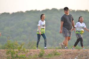 BIB: 1350
                            <button type="button" onclick="openModal(3726445)" class="btn btn-primary btn-sm float-right btn-popup" data-toggle="modal" data-target=".modal-high-quality">
                        <i class="fas fa-shopping-cart"></i> Add to Cart
                    </button>
                                            <button type="button" onclick="isThisMe(3726445, true)" class="btn btn-success btn-sm float-right btn-popup btn-isme hidden" data-toggle="tooltip" data-placement="bottom" title="นี่คือรูปของคุณใช่ไหม คลิกที่นี่เพื่อเอาเข้าอัลบั้ม">
                        <i class="fas fa-plus"></i> Add to album
                    </button>
                    <button type="button" onclick="isThisMe(3726445, false)" class="btn btn-warning btn-sm float-right btn-popup btn-isnotme hidden">
                        <i class="fas fa-ban"></i> Remove from album
                    </button>