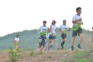 BIB: 1776, 
                            <button type="button" onclick="openModal(3725638)" class="btn btn-primary btn-sm float-right btn-popup" data-toggle="modal" data-target=".modal-high-quality">
                        <i class="fas fa-shopping-cart"></i> Add to Cart
                    </button>
                                            <button type="button" onclick="isThisMe(3725638, true)" class="btn btn-success btn-sm float-right btn-popup btn-isme hidden" data-toggle="tooltip" data-placement="bottom" title="นี่คือรูปของคุณใช่ไหม คลิกที่นี่เพื่อเอาเข้าอัลบั้ม">
                        <i class="fas fa-plus"></i> Add to album
                    </button>
                    <button type="button" onclick="isThisMe(3725638, false)" class="btn btn-warning btn-sm float-right btn-popup btn-isnotme hidden">
                        <i class="fas fa-ban"></i> Remove from album
                    </button>