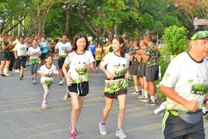 BIB: 747, 738, 758
                            <button type="button" onclick="openModal(3726853)" class="btn btn-primary btn-sm float-right btn-popup" data-toggle="modal" data-target=".modal-high-quality">
                        <i class="fas fa-shopping-cart"></i> Add to Cart
                    </button>
                                            <button type="button" onclick="isThisMe(3726853, true)" class="btn btn-success btn-sm float-right btn-popup btn-isme hidden" data-toggle="tooltip" data-placement="bottom" title="นี่คือรูปของคุณใช่ไหม คลิกที่นี่เพื่อเอาเข้าอัลบั้ม">
                        <i class="fas fa-plus"></i> Add to album
                    </button>
                    <button type="button" onclick="isThisMe(3726853, false)" class="btn btn-warning btn-sm float-right btn-popup btn-isnotme hidden">
                        <i class="fas fa-ban"></i> Remove from album
                    </button>