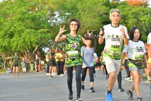 BIB: 1187, 2327
                            <button type="button" onclick="openModal(3726869)" class="btn btn-primary btn-sm float-right btn-popup" data-toggle="modal" data-target=".modal-high-quality">
                        <i class="fas fa-shopping-cart"></i> Add to Cart
                    </button>
                                            <button type="button" onclick="isThisMe(3726869, true)" class="btn btn-success btn-sm float-right btn-popup btn-isme hidden" data-toggle="tooltip" data-placement="bottom" title="นี่คือรูปของคุณใช่ไหม คลิกที่นี่เพื่อเอาเข้าอัลบั้ม">
                        <i class="fas fa-plus"></i> Add to album
                    </button>
                    <button type="button" onclick="isThisMe(3726869, false)" class="btn btn-warning btn-sm float-right btn-popup btn-isnotme hidden">
                        <i class="fas fa-ban"></i> Remove from album
                    </button>