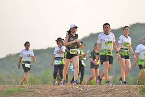 BIB: 1993
                            <button type="button" onclick="openModal(3726402)" class="btn btn-primary btn-sm float-right btn-popup" data-toggle="modal" data-target=".modal-high-quality">
                        <i class="fas fa-shopping-cart"></i> Add to Cart
                    </button>
                                            <button type="button" onclick="isThisMe(3726402, true)" class="btn btn-success btn-sm float-right btn-popup btn-isme hidden" data-toggle="tooltip" data-placement="bottom" title="นี่คือรูปของคุณใช่ไหม คลิกที่นี่เพื่อเอาเข้าอัลบั้ม">
                        <i class="fas fa-plus"></i> Add to album
                    </button>
                    <button type="button" onclick="isThisMe(3726402, false)" class="btn btn-warning btn-sm float-right btn-popup btn-isnotme hidden">
                        <i class="fas fa-ban"></i> Remove from album
                    </button>