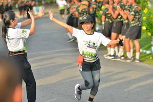 BIB: 314
                            <button type="button" onclick="openModal(3727211)" class="btn btn-primary btn-sm float-right btn-popup" data-toggle="modal" data-target=".modal-high-quality">
                        <i class="fas fa-shopping-cart"></i> Add to Cart
                    </button>
                                            <button type="button" onclick="isThisMe(3727211, true)" class="btn btn-success btn-sm float-right btn-popup btn-isme hidden" data-toggle="tooltip" data-placement="bottom" title="นี่คือรูปของคุณใช่ไหม คลิกที่นี่เพื่อเอาเข้าอัลบั้ม">
                        <i class="fas fa-plus"></i> Add to album
                    </button>
                    <button type="button" onclick="isThisMe(3727211, false)" class="btn btn-warning btn-sm float-right btn-popup btn-isnotme hidden">
                        <i class="fas fa-ban"></i> Remove from album
                    </button>