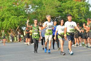 BIB: 2327
                            <button type="button" onclick="openModal(3726862)" class="btn btn-primary btn-sm float-right btn-popup" data-toggle="modal" data-target=".modal-high-quality">
                        <i class="fas fa-shopping-cart"></i> Add to Cart
                    </button>
                                            <button type="button" onclick="isThisMe(3726862, true)" class="btn btn-success btn-sm float-right btn-popup btn-isme hidden" data-toggle="tooltip" data-placement="bottom" title="นี่คือรูปของคุณใช่ไหม คลิกที่นี่เพื่อเอาเข้าอัลบั้ม">
                        <i class="fas fa-plus"></i> Add to album
                    </button>
                    <button type="button" onclick="isThisMe(3726862, false)" class="btn btn-warning btn-sm float-right btn-popup btn-isnotme hidden">
                        <i class="fas fa-ban"></i> Remove from album
                    </button>