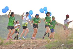 BIB: 999
                            <button type="button" onclick="openModal(3726628)" class="btn btn-primary btn-sm float-right btn-popup" data-toggle="modal" data-target=".modal-high-quality">
                        <i class="fas fa-shopping-cart"></i> Add to Cart
                    </button>
                                            <button type="button" onclick="isThisMe(3726628, true)" class="btn btn-success btn-sm float-right btn-popup btn-isme hidden" data-toggle="tooltip" data-placement="bottom" title="นี่คือรูปของคุณใช่ไหม คลิกที่นี่เพื่อเอาเข้าอัลบั้ม">
                        <i class="fas fa-plus"></i> Add to album
                    </button>
                    <button type="button" onclick="isThisMe(3726628, false)" class="btn btn-warning btn-sm float-right btn-popup btn-isnotme hidden">
                        <i class="fas fa-ban"></i> Remove from album
                    </button>