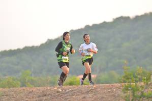 BIB: 935
                            <button type="button" onclick="openModal(3726728)" class="btn btn-primary btn-sm float-right btn-popup" data-toggle="modal" data-target=".modal-high-quality">
                        <i class="fas fa-shopping-cart"></i> Add to Cart
                    </button>
                                            <button type="button" onclick="isThisMe(3726728, true)" class="btn btn-success btn-sm float-right btn-popup btn-isme hidden" data-toggle="tooltip" data-placement="bottom" title="นี่คือรูปของคุณใช่ไหม คลิกที่นี่เพื่อเอาเข้าอัลบั้ม">
                        <i class="fas fa-plus"></i> Add to album
                    </button>
                    <button type="button" onclick="isThisMe(3726728, false)" class="btn btn-warning btn-sm float-right btn-popup btn-isnotme hidden">
                        <i class="fas fa-ban"></i> Remove from album
                    </button>