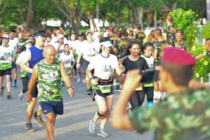 BIB: 1955
                            <button type="button" onclick="openModal(3727086)" class="btn btn-primary btn-sm float-right btn-popup" data-toggle="modal" data-target=".modal-high-quality">
                        <i class="fas fa-shopping-cart"></i> Add to Cart
                    </button>
                                            <button type="button" onclick="isThisMe(3727086, true)" class="btn btn-success btn-sm float-right btn-popup btn-isme hidden" data-toggle="tooltip" data-placement="bottom" title="นี่คือรูปของคุณใช่ไหม คลิกที่นี่เพื่อเอาเข้าอัลบั้ม">
                        <i class="fas fa-plus"></i> Add to album
                    </button>
                    <button type="button" onclick="isThisMe(3727086, false)" class="btn btn-warning btn-sm float-right btn-popup btn-isnotme hidden">
                        <i class="fas fa-ban"></i> Remove from album
                    </button>