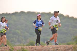 BIB: 250
                            <button type="button" onclick="openModal(3726342)" class="btn btn-primary btn-sm float-right btn-popup" data-toggle="modal" data-target=".modal-high-quality">
                        <i class="fas fa-shopping-cart"></i> Add to Cart
                    </button>
                                            <button type="button" onclick="isThisMe(3726342, true)" class="btn btn-success btn-sm float-right btn-popup btn-isme hidden" data-toggle="tooltip" data-placement="bottom" title="นี่คือรูปของคุณใช่ไหม คลิกที่นี่เพื่อเอาเข้าอัลบั้ม">
                        <i class="fas fa-plus"></i> Add to album
                    </button>
                    <button type="button" onclick="isThisMe(3726342, false)" class="btn btn-warning btn-sm float-right btn-popup btn-isnotme hidden">
                        <i class="fas fa-ban"></i> Remove from album
                    </button>