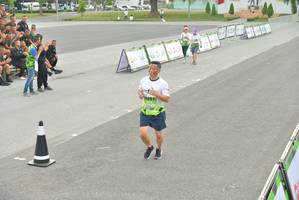 BIB: 1681
                            <button type="button" onclick="openModal(3727783)" class="btn btn-primary btn-sm float-right btn-popup" data-toggle="modal" data-target=".modal-high-quality">
                        <i class="fas fa-shopping-cart"></i> Add to Cart
                    </button>
                                            <button type="button" onclick="isThisMe(3727783, true)" class="btn btn-success btn-sm float-right btn-popup btn-isme hidden" data-toggle="tooltip" data-placement="bottom" title="นี่คือรูปของคุณใช่ไหม คลิกที่นี่เพื่อเอาเข้าอัลบั้ม">
                        <i class="fas fa-plus"></i> Add to album
                    </button>
                    <button type="button" onclick="isThisMe(3727783, false)" class="btn btn-warning btn-sm float-right btn-popup btn-isnotme hidden">
                        <i class="fas fa-ban"></i> Remove from album
                    </button>