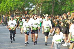 BIB: 1068, 1544, 389, 390
                            <button type="button" onclick="openModal(3726997)" class="btn btn-primary btn-sm float-right btn-popup" data-toggle="modal" data-target=".modal-high-quality">
                        <i class="fas fa-shopping-cart"></i> Add to Cart
                    </button>
                                            <button type="button" onclick="isThisMe(3726997, true)" class="btn btn-success btn-sm float-right btn-popup btn-isme hidden" data-toggle="tooltip" data-placement="bottom" title="นี่คือรูปของคุณใช่ไหม คลิกที่นี่เพื่อเอาเข้าอัลบั้ม">
                        <i class="fas fa-plus"></i> Add to album
                    </button>
                    <button type="button" onclick="isThisMe(3726997, false)" class="btn btn-warning btn-sm float-right btn-popup btn-isnotme hidden">
                        <i class="fas fa-ban"></i> Remove from album
                    </button>