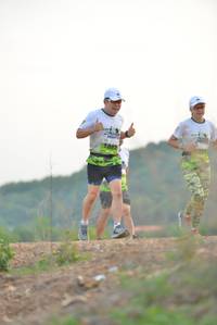 BIB: 1382
                            <button type="button" onclick="openModal(3725392)" class="btn btn-primary btn-sm float-right btn-popup" data-toggle="modal" data-target=".modal-high-quality">
                        <i class="fas fa-shopping-cart"></i> Add to Cart
                    </button>
                                            <button type="button" onclick="isThisMe(3725392, true)" class="btn btn-success btn-sm float-right btn-popup btn-isme hidden" data-toggle="tooltip" data-placement="bottom" title="นี่คือรูปของคุณใช่ไหม คลิกที่นี่เพื่อเอาเข้าอัลบั้ม">
                        <i class="fas fa-plus"></i> Add to album
                    </button>
                    <button type="button" onclick="isThisMe(3725392, false)" class="btn btn-warning btn-sm float-right btn-popup btn-isnotme hidden">
                        <i class="fas fa-ban"></i> Remove from album
                    </button>