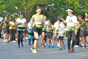 BIB: 2212
                            <button type="button" onclick="openModal(3726935)" class="btn btn-primary btn-sm float-right btn-popup" data-toggle="modal" data-target=".modal-high-quality">
                        <i class="fas fa-shopping-cart"></i> Add to Cart
                    </button>
                                            <button type="button" onclick="isThisMe(3726935, true)" class="btn btn-success btn-sm float-right btn-popup btn-isme hidden" data-toggle="tooltip" data-placement="bottom" title="นี่คือรูปของคุณใช่ไหม คลิกที่นี่เพื่อเอาเข้าอัลบั้ม">
                        <i class="fas fa-plus"></i> Add to album
                    </button>
                    <button type="button" onclick="isThisMe(3726935, false)" class="btn btn-warning btn-sm float-right btn-popup btn-isnotme hidden">
                        <i class="fas fa-ban"></i> Remove from album
                    </button>