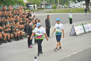 BIB: 2395
                            <button type="button" onclick="openModal(3727677)" class="btn btn-primary btn-sm float-right btn-popup" data-toggle="modal" data-target=".modal-high-quality">
                        <i class="fas fa-shopping-cart"></i> Add to Cart
                    </button>
                                            <button type="button" onclick="isThisMe(3727677, true)" class="btn btn-success btn-sm float-right btn-popup btn-isme hidden" data-toggle="tooltip" data-placement="bottom" title="นี่คือรูปของคุณใช่ไหม คลิกที่นี่เพื่อเอาเข้าอัลบั้ม">
                        <i class="fas fa-plus"></i> Add to album
                    </button>
                    <button type="button" onclick="isThisMe(3727677, false)" class="btn btn-warning btn-sm float-right btn-popup btn-isnotme hidden">
                        <i class="fas fa-ban"></i> Remove from album
                    </button>