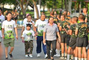 BIB: 297
                            <button type="button" onclick="openModal(3727271)" class="btn btn-primary btn-sm float-right btn-popup" data-toggle="modal" data-target=".modal-high-quality">
                        <i class="fas fa-shopping-cart"></i> Add to Cart
                    </button>
                                            <button type="button" onclick="isThisMe(3727271, true)" class="btn btn-success btn-sm float-right btn-popup btn-isme hidden" data-toggle="tooltip" data-placement="bottom" title="นี่คือรูปของคุณใช่ไหม คลิกที่นี่เพื่อเอาเข้าอัลบั้ม">
                        <i class="fas fa-plus"></i> Add to album
                    </button>
                    <button type="button" onclick="isThisMe(3727271, false)" class="btn btn-warning btn-sm float-right btn-popup btn-isnotme hidden">
                        <i class="fas fa-ban"></i> Remove from album
                    </button>