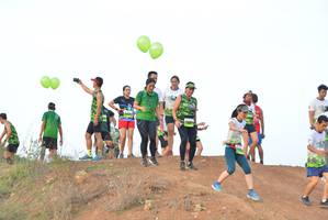 BIB: 999
                            <button type="button" onclick="openModal(3725574)" class="btn btn-primary btn-sm float-right btn-popup" data-toggle="modal" data-target=".modal-high-quality">
                        <i class="fas fa-shopping-cart"></i> Add to Cart
                    </button>
                                            <button type="button" onclick="isThisMe(3725574, true)" class="btn btn-success btn-sm float-right btn-popup btn-isme hidden" data-toggle="tooltip" data-placement="bottom" title="นี่คือรูปของคุณใช่ไหม คลิกที่นี่เพื่อเอาเข้าอัลบั้ม">
                        <i class="fas fa-plus"></i> Add to album
                    </button>
                    <button type="button" onclick="isThisMe(3725574, false)" class="btn btn-warning btn-sm float-right btn-popup btn-isnotme hidden">
                        <i class="fas fa-ban"></i> Remove from album
                    </button>