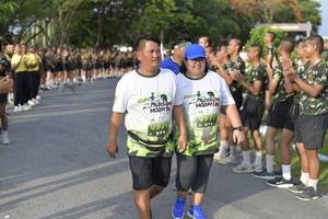 BIB: 976, 977
                            <button type="button" onclick="openModal(3719234)" class="btn btn-primary btn-sm float-right btn-popup" data-toggle="modal" data-target=".modal-high-quality">
                        <i class="fas fa-shopping-cart"></i> Add to Cart
                    </button>
                                            <button type="button" onclick="isThisMe(3719234, true)" class="btn btn-success btn-sm float-right btn-popup btn-isme hidden" data-toggle="tooltip" data-placement="bottom" title="นี่คือรูปของคุณใช่ไหม คลิกที่นี่เพื่อเอาเข้าอัลบั้ม">
                        <i class="fas fa-plus"></i> Add to album
                    </button>
                    <button type="button" onclick="isThisMe(3719234, false)" class="btn btn-warning btn-sm float-right btn-popup btn-isnotme hidden">
                        <i class="fas fa-ban"></i> Remove from album
                    </button>