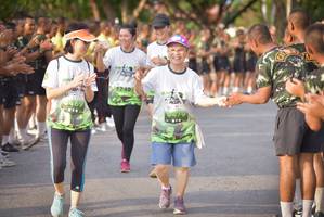 BIB: 470
                            <button type="button" onclick="openModal(3750616)" class="btn btn-primary btn-sm float-right btn-popup" data-toggle="modal" data-target=".modal-high-quality">
                        <i class="fas fa-shopping-cart"></i> Add to Cart
                    </button>
                                            <button type="button" onclick="isThisMe(3750616, true)" class="btn btn-success btn-sm float-right btn-popup btn-isme hidden" data-toggle="tooltip" data-placement="bottom" title="นี่คือรูปของคุณใช่ไหม คลิกที่นี่เพื่อเอาเข้าอัลบั้ม">
                        <i class="fas fa-plus"></i> Add to album
                    </button>
                    <button type="button" onclick="isThisMe(3750616, false)" class="btn btn-warning btn-sm float-right btn-popup btn-isnotme hidden">
                        <i class="fas fa-ban"></i> Remove from album
                    </button>