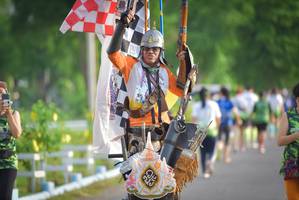 BIB: 
                            <button type="button" onclick="openModal(3750786)" class="btn btn-primary btn-sm float-right btn-popup" data-toggle="modal" data-target=".modal-high-quality">
                        <i class="fas fa-shopping-cart"></i> Add to Cart
                    </button>
                                            <button type="button" onclick="isThisMe(3750786, true)" class="btn btn-success btn-sm float-right btn-popup btn-isme hidden" data-toggle="tooltip" data-placement="bottom" title="นี่คือรูปของคุณใช่ไหม คลิกที่นี่เพื่อเอาเข้าอัลบั้ม">
                        <i class="fas fa-plus"></i> Add to album
                    </button>
                    <button type="button" onclick="isThisMe(3750786, false)" class="btn btn-warning btn-sm float-right btn-popup btn-isnotme hidden">
                        <i class="fas fa-ban"></i> Remove from album
                    </button>