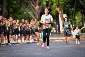 BIB: 1852
                            <button type="button" onclick="openModal(3749668)" class="btn btn-primary btn-sm float-right btn-popup" data-toggle="modal" data-target=".modal-high-quality">
                        <i class="fas fa-shopping-cart"></i> Add to Cart
                    </button>
                                            <button type="button" onclick="isThisMe(3749668, true)" class="btn btn-success btn-sm float-right btn-popup btn-isme hidden" data-toggle="tooltip" data-placement="bottom" title="นี่คือรูปของคุณใช่ไหม คลิกที่นี่เพื่อเอาเข้าอัลบั้ม">
                        <i class="fas fa-plus"></i> Add to album
                    </button>
                    <button type="button" onclick="isThisMe(3749668, false)" class="btn btn-warning btn-sm float-right btn-popup btn-isnotme hidden">
                        <i class="fas fa-ban"></i> Remove from album
                    </button>