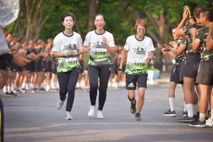 BIB: 672, 1676
                            <button type="button" onclick="openModal(3750435)" class="btn btn-primary btn-sm float-right btn-popup" data-toggle="modal" data-target=".modal-high-quality">
                        <i class="fas fa-shopping-cart"></i> Add to Cart
                    </button>
                                            <button type="button" onclick="isThisMe(3750435, true)" class="btn btn-success btn-sm float-right btn-popup btn-isme hidden" data-toggle="tooltip" data-placement="bottom" title="นี่คือรูปของคุณใช่ไหม คลิกที่นี่เพื่อเอาเข้าอัลบั้ม">
                        <i class="fas fa-plus"></i> Add to album
                    </button>
                    <button type="button" onclick="isThisMe(3750435, false)" class="btn btn-warning btn-sm float-right btn-popup btn-isnotme hidden">
                        <i class="fas fa-ban"></i> Remove from album
                    </button>