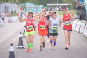 BIB: 1144, 2262, 2254, 1532
                            <button type="button" onclick="openModal(3751453)" class="btn btn-primary btn-sm float-right btn-popup" data-toggle="modal" data-target=".modal-high-quality">
                        <i class="fas fa-shopping-cart"></i> Add to Cart
                    </button>
                                            <button type="button" onclick="isThisMe(3751453, true)" class="btn btn-success btn-sm float-right btn-popup btn-isme hidden" data-toggle="tooltip" data-placement="bottom" title="นี่คือรูปของคุณใช่ไหม คลิกที่นี่เพื่อเอาเข้าอัลบั้ม">
                        <i class="fas fa-plus"></i> Add to album
                    </button>
                    <button type="button" onclick="isThisMe(3751453, false)" class="btn btn-warning btn-sm float-right btn-popup btn-isnotme hidden">
                        <i class="fas fa-ban"></i> Remove from album
                    </button>