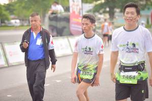 BIB: 2106, 1464
                            <button type="button" onclick="openModal(3751417)" class="btn btn-primary btn-sm float-right btn-popup" data-toggle="modal" data-target=".modal-high-quality">
                        <i class="fas fa-shopping-cart"></i> Add to Cart
                    </button>
                                            <button type="button" onclick="isThisMe(3751417, true)" class="btn btn-success btn-sm float-right btn-popup btn-isme hidden" data-toggle="tooltip" data-placement="bottom" title="นี่คือรูปของคุณใช่ไหม คลิกที่นี่เพื่อเอาเข้าอัลบั้ม">
                        <i class="fas fa-plus"></i> Add to album
                    </button>
                    <button type="button" onclick="isThisMe(3751417, false)" class="btn btn-warning btn-sm float-right btn-popup btn-isnotme hidden">
                        <i class="fas fa-ban"></i> Remove from album
                    </button>