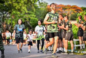 BIB: 1902
                            <button type="button" onclick="openModal(3749696)" class="btn btn-primary btn-sm float-right btn-popup" data-toggle="modal" data-target=".modal-high-quality">
                        <i class="fas fa-shopping-cart"></i> Add to Cart
                    </button>
                                            <button type="button" onclick="isThisMe(3749696, true)" class="btn btn-success btn-sm float-right btn-popup btn-isme hidden" data-toggle="tooltip" data-placement="bottom" title="นี่คือรูปของคุณใช่ไหม คลิกที่นี่เพื่อเอาเข้าอัลบั้ม">
                        <i class="fas fa-plus"></i> Add to album
                    </button>
                    <button type="button" onclick="isThisMe(3749696, false)" class="btn btn-warning btn-sm float-right btn-popup btn-isnotme hidden">
                        <i class="fas fa-ban"></i> Remove from album
                    </button>