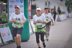 BIB: 999, 1000
                            <button type="button" onclick="openModal(3750928)" class="btn btn-primary btn-sm float-right btn-popup" data-toggle="modal" data-target=".modal-high-quality">
                        <i class="fas fa-shopping-cart"></i> Add to Cart
                    </button>
                                            <button type="button" onclick="isThisMe(3750928, true)" class="btn btn-success btn-sm float-right btn-popup btn-isme hidden" data-toggle="tooltip" data-placement="bottom" title="นี่คือรูปของคุณใช่ไหม คลิกที่นี่เพื่อเอาเข้าอัลบั้ม">
                        <i class="fas fa-plus"></i> Add to album
                    </button>
                    <button type="button" onclick="isThisMe(3750928, false)" class="btn btn-warning btn-sm float-right btn-popup btn-isnotme hidden">
                        <i class="fas fa-ban"></i> Remove from album
                    </button>