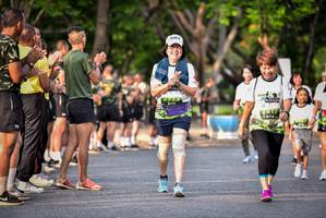 BIB: 525, 2817
                            <button type="button" onclick="openModal(3749272)" class="btn btn-primary btn-sm float-right btn-popup" data-toggle="modal" data-target=".modal-high-quality">
                        <i class="fas fa-shopping-cart"></i> Add to Cart
                    </button>
                                            <button type="button" onclick="isThisMe(3749272, true)" class="btn btn-success btn-sm float-right btn-popup btn-isme hidden" data-toggle="tooltip" data-placement="bottom" title="นี่คือรูปของคุณใช่ไหม คลิกที่นี่เพื่อเอาเข้าอัลบั้ม">
                        <i class="fas fa-plus"></i> Add to album
                    </button>
                    <button type="button" onclick="isThisMe(3749272, false)" class="btn btn-warning btn-sm float-right btn-popup btn-isnotme hidden">
                        <i class="fas fa-ban"></i> Remove from album
                    </button>