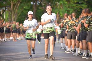 BIB: 2451, 2157
                            <button type="button" onclick="openModal(3750266)" class="btn btn-primary btn-sm float-right btn-popup" data-toggle="modal" data-target=".modal-high-quality">
                        <i class="fas fa-shopping-cart"></i> Add to Cart
                    </button>
                                            <button type="button" onclick="isThisMe(3750266, true)" class="btn btn-success btn-sm float-right btn-popup btn-isme hidden" data-toggle="tooltip" data-placement="bottom" title="นี่คือรูปของคุณใช่ไหม คลิกที่นี่เพื่อเอาเข้าอัลบั้ม">
                        <i class="fas fa-plus"></i> Add to album
                    </button>
                    <button type="button" onclick="isThisMe(3750266, false)" class="btn btn-warning btn-sm float-right btn-popup btn-isnotme hidden">
                        <i class="fas fa-ban"></i> Remove from album
                    </button>