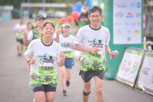 BIB: 1359
                            <button type="button" onclick="openModal(3751240)" class="btn btn-primary btn-sm float-right btn-popup" data-toggle="modal" data-target=".modal-high-quality">
                        <i class="fas fa-shopping-cart"></i> Add to Cart
                    </button>
                                            <button type="button" onclick="isThisMe(3751240, true)" class="btn btn-success btn-sm float-right btn-popup btn-isme hidden" data-toggle="tooltip" data-placement="bottom" title="นี่คือรูปของคุณใช่ไหม คลิกที่นี่เพื่อเอาเข้าอัลบั้ม">
                        <i class="fas fa-plus"></i> Add to album
                    </button>
                    <button type="button" onclick="isThisMe(3751240, false)" class="btn btn-warning btn-sm float-right btn-popup btn-isnotme hidden">
                        <i class="fas fa-ban"></i> Remove from album
                    </button>