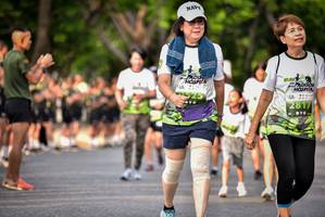 BIB: 2817, 525
                            <button type="button" onclick="openModal(3749302)" class="btn btn-primary btn-sm float-right btn-popup" data-toggle="modal" data-target=".modal-high-quality">
                        <i class="fas fa-shopping-cart"></i> Add to Cart
                    </button>
                                            <button type="button" onclick="isThisMe(3749302, true)" class="btn btn-success btn-sm float-right btn-popup btn-isme hidden" data-toggle="tooltip" data-placement="bottom" title="นี่คือรูปของคุณใช่ไหม คลิกที่นี่เพื่อเอาเข้าอัลบั้ม">
                        <i class="fas fa-plus"></i> Add to album
                    </button>
                    <button type="button" onclick="isThisMe(3749302, false)" class="btn btn-warning btn-sm float-right btn-popup btn-isnotme hidden">
                        <i class="fas fa-ban"></i> Remove from album
                    </button>