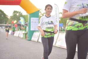 BIB: 1882
                            <button type="button" onclick="openModal(3751036)" class="btn btn-primary btn-sm float-right btn-popup" data-toggle="modal" data-target=".modal-high-quality">
                        <i class="fas fa-shopping-cart"></i> Add to Cart
                    </button>
                                            <button type="button" onclick="isThisMe(3751036, true)" class="btn btn-success btn-sm float-right btn-popup btn-isme hidden" data-toggle="tooltip" data-placement="bottom" title="นี่คือรูปของคุณใช่ไหม คลิกที่นี่เพื่อเอาเข้าอัลบั้ม">
                        <i class="fas fa-plus"></i> Add to album
                    </button>
                    <button type="button" onclick="isThisMe(3751036, false)" class="btn btn-warning btn-sm float-right btn-popup btn-isnotme hidden">
                        <i class="fas fa-ban"></i> Remove from album
                    </button>