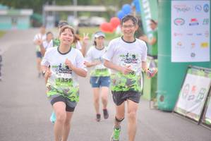 BIB: 4359
                            <button type="button" onclick="openModal(3751234)" class="btn btn-primary btn-sm float-right btn-popup" data-toggle="modal" data-target=".modal-high-quality">
                        <i class="fas fa-shopping-cart"></i> Add to Cart
                    </button>
                                            <button type="button" onclick="isThisMe(3751234, true)" class="btn btn-success btn-sm float-right btn-popup btn-isme hidden" data-toggle="tooltip" data-placement="bottom" title="นี่คือรูปของคุณใช่ไหม คลิกที่นี่เพื่อเอาเข้าอัลบั้ม">
                        <i class="fas fa-plus"></i> Add to album
                    </button>
                    <button type="button" onclick="isThisMe(3751234, false)" class="btn btn-warning btn-sm float-right btn-popup btn-isnotme hidden">
                        <i class="fas fa-ban"></i> Remove from album
                    </button>