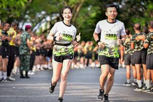 BIB: 1993, 1978
                            <button type="button" onclick="openModal(3750061)" class="btn btn-primary btn-sm float-right btn-popup" data-toggle="modal" data-target=".modal-high-quality">
                        <i class="fas fa-shopping-cart"></i> Add to Cart
                    </button>
                                            <button type="button" onclick="isThisMe(3750061, true)" class="btn btn-success btn-sm float-right btn-popup btn-isme hidden" data-toggle="tooltip" data-placement="bottom" title="นี่คือรูปของคุณใช่ไหม คลิกที่นี่เพื่อเอาเข้าอัลบั้ม">
                        <i class="fas fa-plus"></i> Add to album
                    </button>
                    <button type="button" onclick="isThisMe(3750061, false)" class="btn btn-warning btn-sm float-right btn-popup btn-isnotme hidden">
                        <i class="fas fa-ban"></i> Remove from album
                    </button>