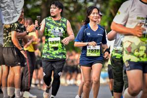 BIB: 1536, 1979, 
                            <button type="button" onclick="openModal(3749641)" class="btn btn-primary btn-sm float-right btn-popup" data-toggle="modal" data-target=".modal-high-quality">
                        <i class="fas fa-shopping-cart"></i> Add to Cart
                    </button>
                                            <button type="button" onclick="isThisMe(3749641, true)" class="btn btn-success btn-sm float-right btn-popup btn-isme hidden" data-toggle="tooltip" data-placement="bottom" title="นี่คือรูปของคุณใช่ไหม คลิกที่นี่เพื่อเอาเข้าอัลบั้ม">
                        <i class="fas fa-plus"></i> Add to album
                    </button>
                    <button type="button" onclick="isThisMe(3749641, false)" class="btn btn-warning btn-sm float-right btn-popup btn-isnotme hidden">
                        <i class="fas fa-ban"></i> Remove from album
                    </button>