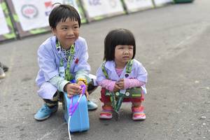 BIB: 880, 881
                            <button type="button" onclick="openModal(3719315)" class="btn btn-primary btn-sm float-right btn-popup" data-toggle="modal" data-target=".modal-high-quality">
                        <i class="fas fa-shopping-cart"></i> Add to Cart
                    </button>
                                            <button type="button" onclick="isThisMe(3719315, true)" class="btn btn-success btn-sm float-right btn-popup btn-isme hidden" data-toggle="tooltip" data-placement="bottom" title="นี่คือรูปของคุณใช่ไหม คลิกที่นี่เพื่อเอาเข้าอัลบั้ม">
                        <i class="fas fa-plus"></i> Add to album
                    </button>
                    <button type="button" onclick="isThisMe(3719315, false)" class="btn btn-warning btn-sm float-right btn-popup btn-isnotme hidden">
                        <i class="fas fa-ban"></i> Remove from album
                    </button>