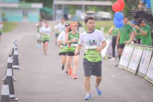 BIB: 215
                            <button type="button" onclick="openModal(3751221)" class="btn btn-primary btn-sm float-right btn-popup" data-toggle="modal" data-target=".modal-high-quality">
                        <i class="fas fa-shopping-cart"></i> Add to Cart
                    </button>
                                            <button type="button" onclick="isThisMe(3751221, true)" class="btn btn-success btn-sm float-right btn-popup btn-isme hidden" data-toggle="tooltip" data-placement="bottom" title="นี่คือรูปของคุณใช่ไหม คลิกที่นี่เพื่อเอาเข้าอัลบั้ม">
                        <i class="fas fa-plus"></i> Add to album
                    </button>
                    <button type="button" onclick="isThisMe(3751221, false)" class="btn btn-warning btn-sm float-right btn-popup btn-isnotme hidden">
                        <i class="fas fa-ban"></i> Remove from album
                    </button>